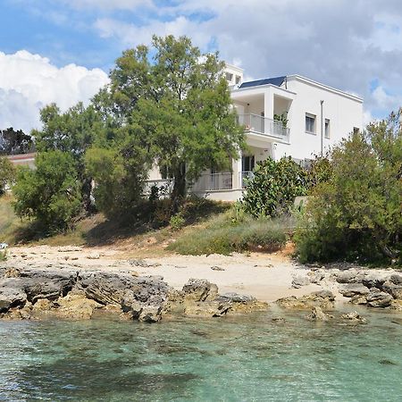 פולסנו Luxury Beach Villa Puglia Italy מראה חיצוני תמונה