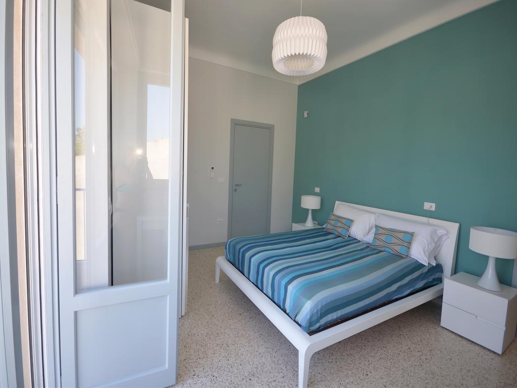 פולסנו Luxury Beach Villa Puglia Italy מראה חיצוני תמונה