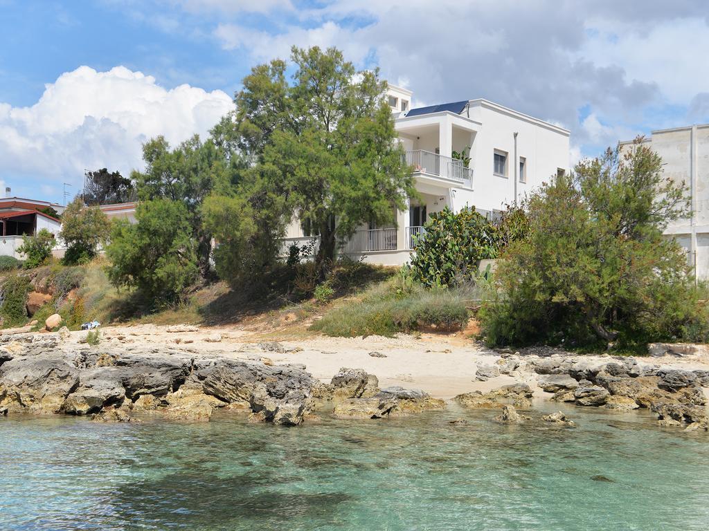 פולסנו Luxury Beach Villa Puglia Italy מראה חיצוני תמונה